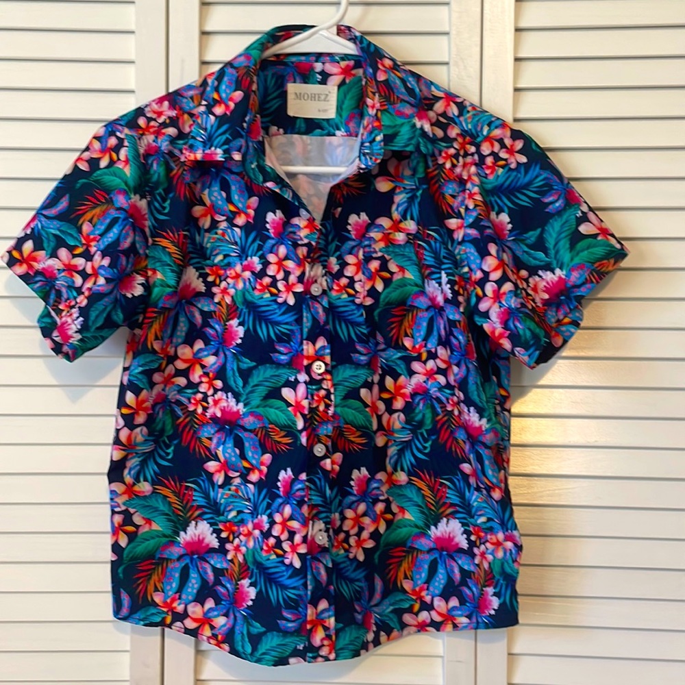 Boys Hawaiian 🌺 shirt
